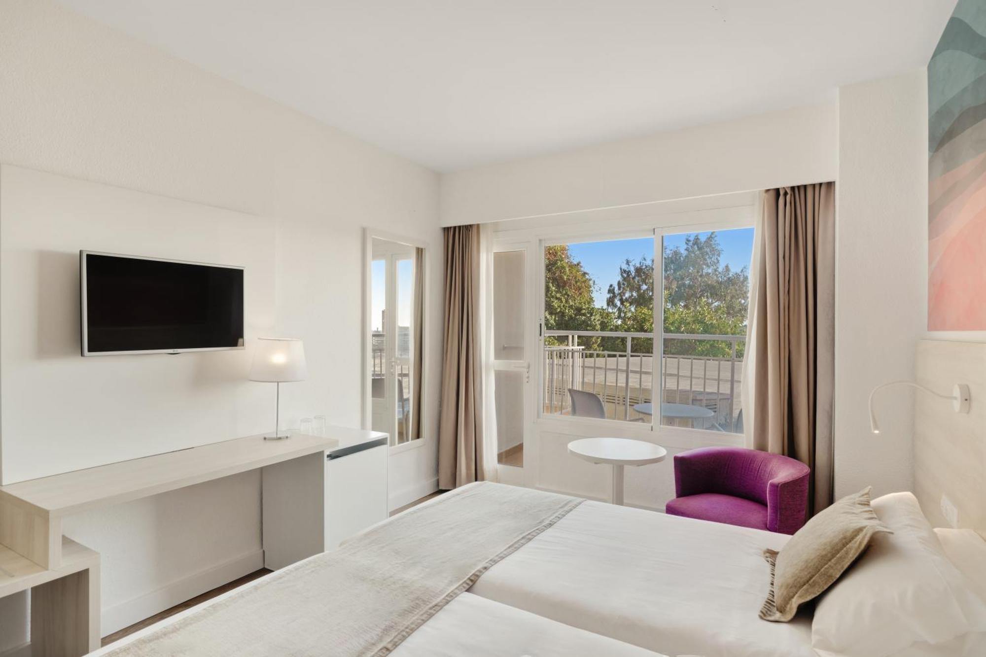 Bahia Principe Sunlight Coral Playa Hotel Magaluf  Bagian luar foto