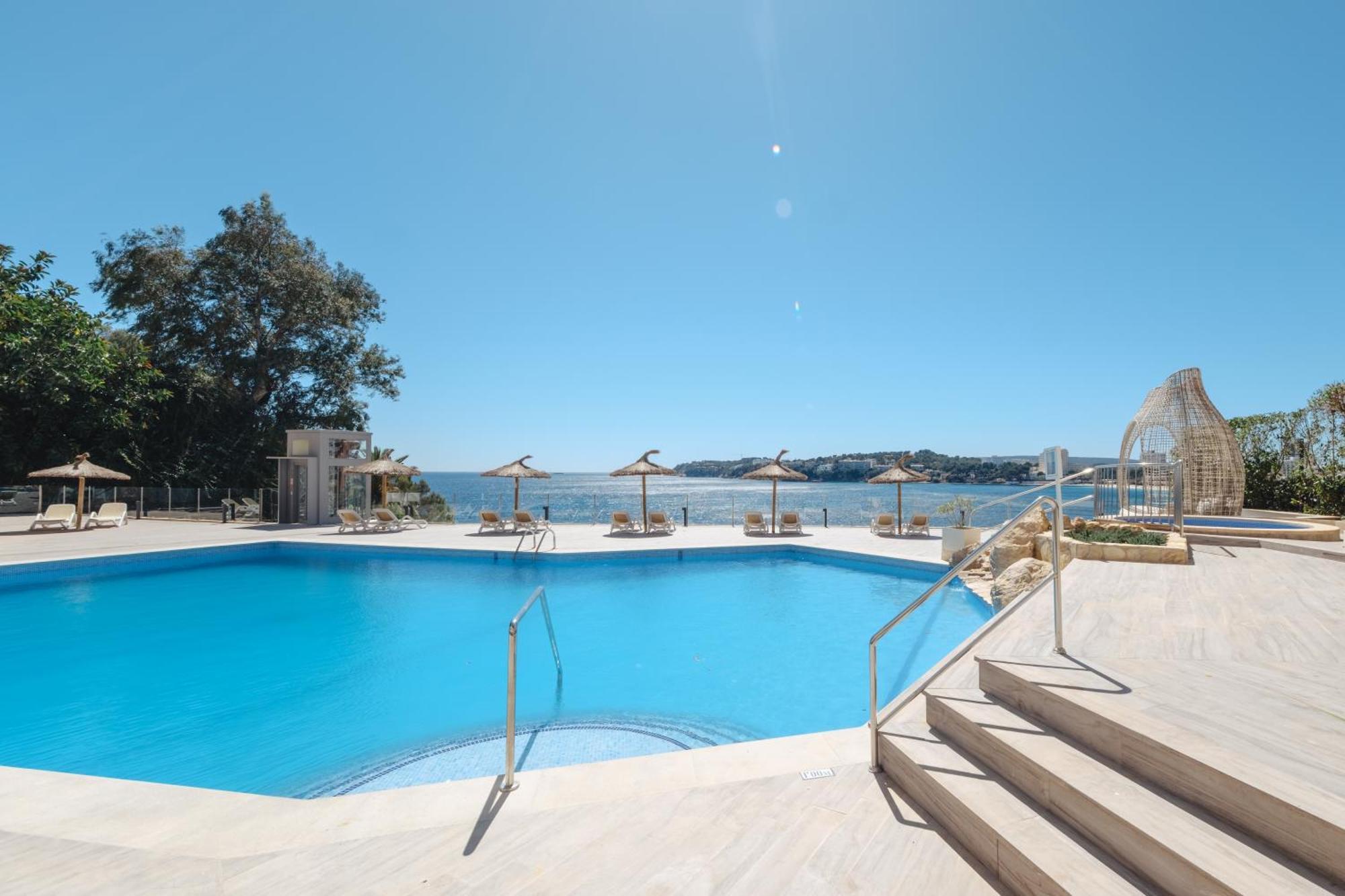 Bahia Principe Sunlight Coral Playa Hotel Magaluf  Bagian luar foto